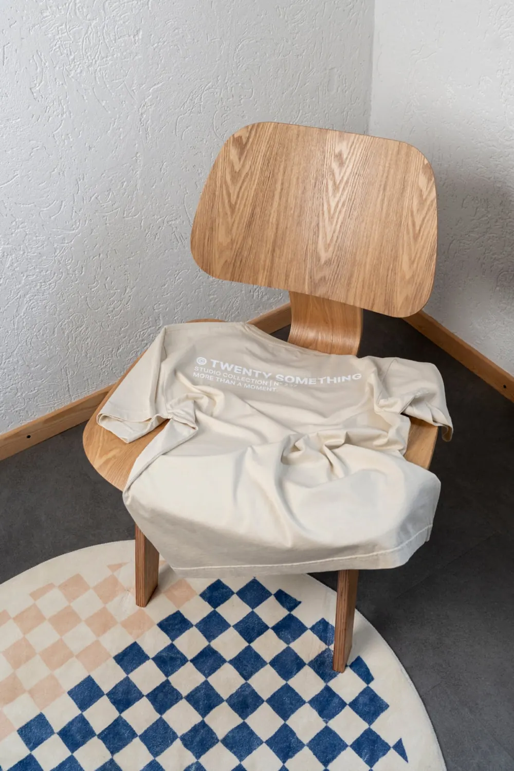 More Than a Moment Tee in Oat Milk von Twenty